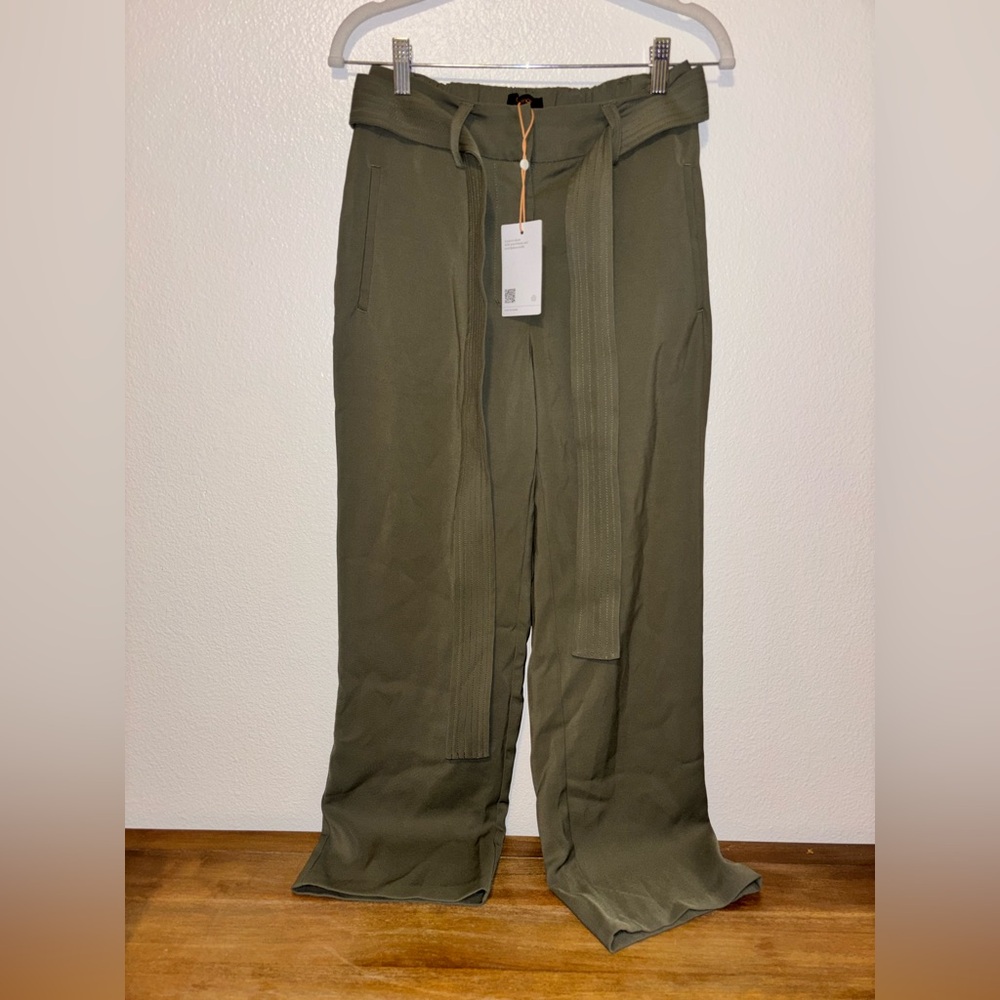 Quince Stretch Crepe Paperbag Pants size 2 NWT - Picture 3 of 6